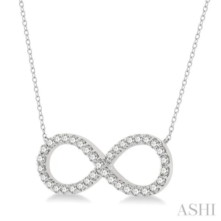 1/2 ctw Round Cut Diamond Infinity Necklace in 14K White Gold