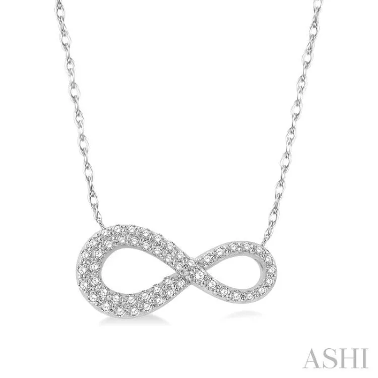 1/4 Ctw Infinity Round Cut Diamond Necklace in 14K White Gold