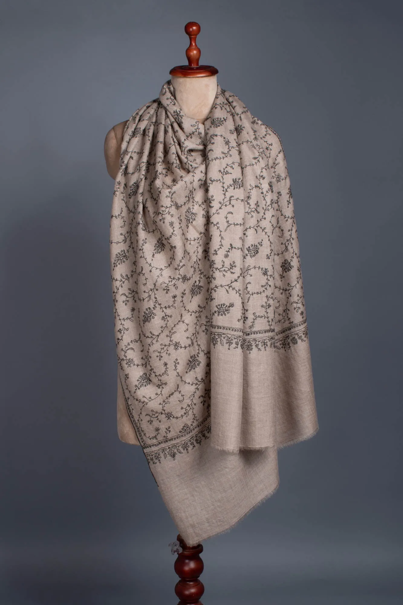 Beige and Black Kashmiri Pashmina Scarf - KAYSERBERG