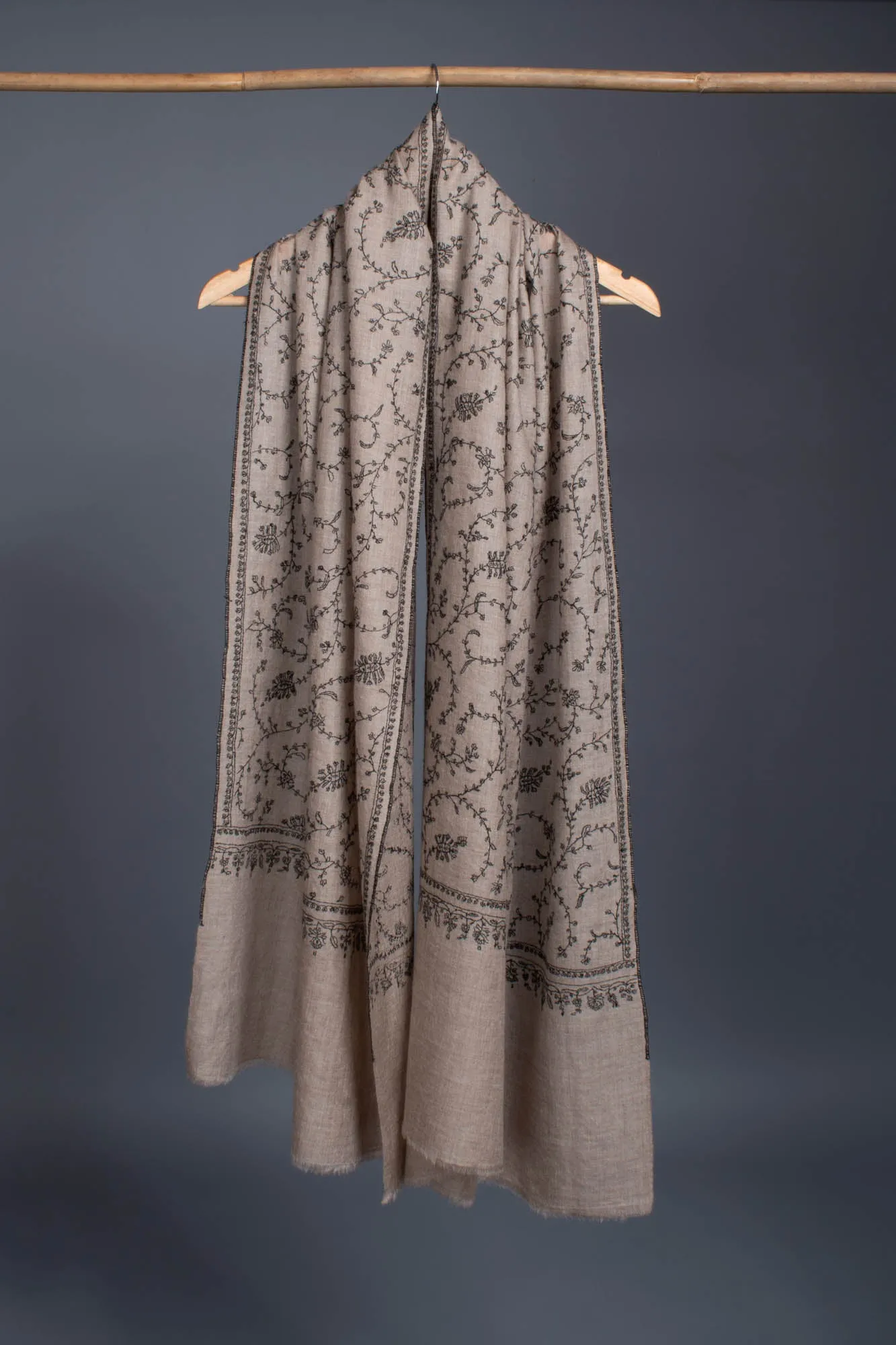 Beige and Black Kashmiri Pashmina Scarf - KAYSERBERG