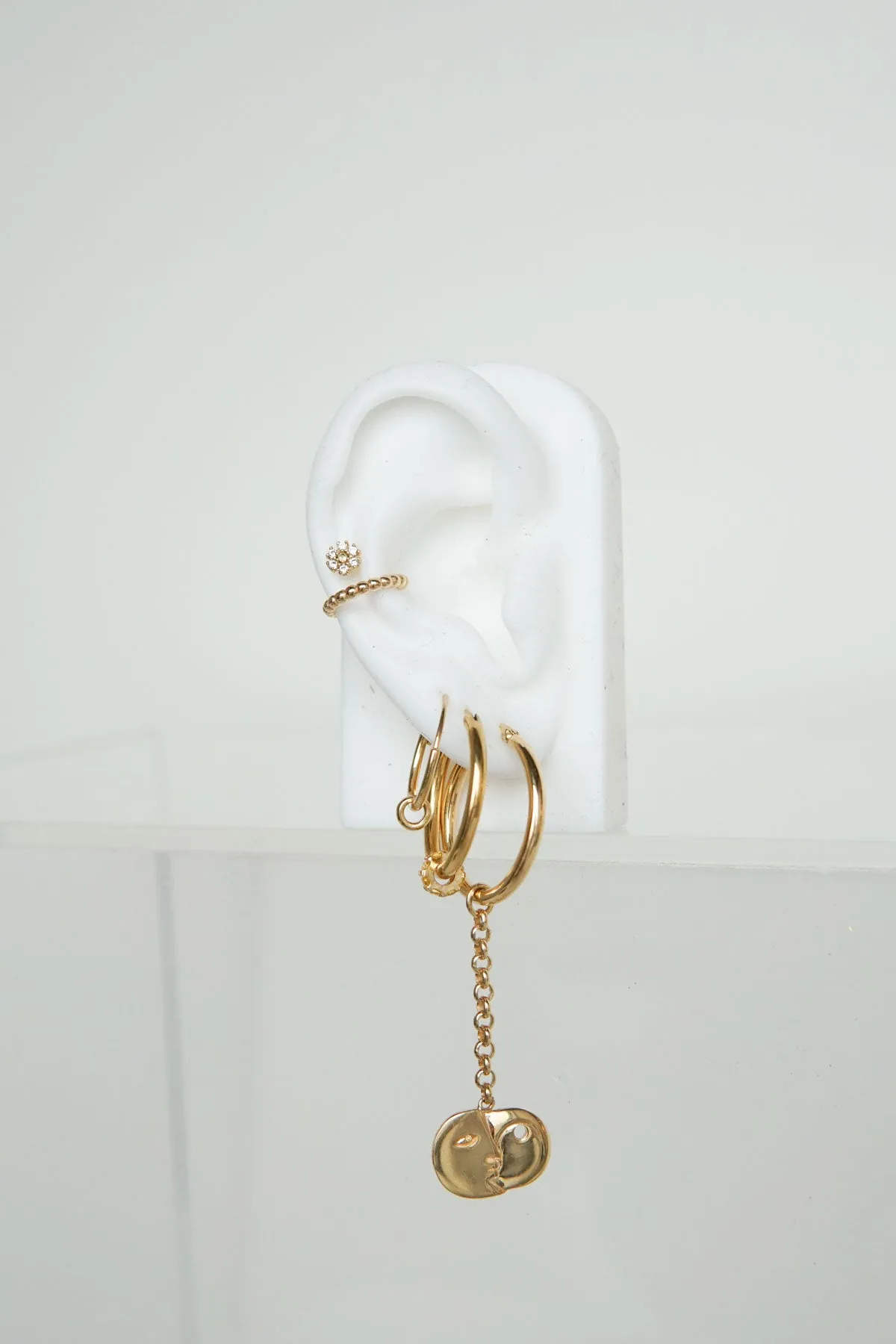 Bubble ear cuff gold plated