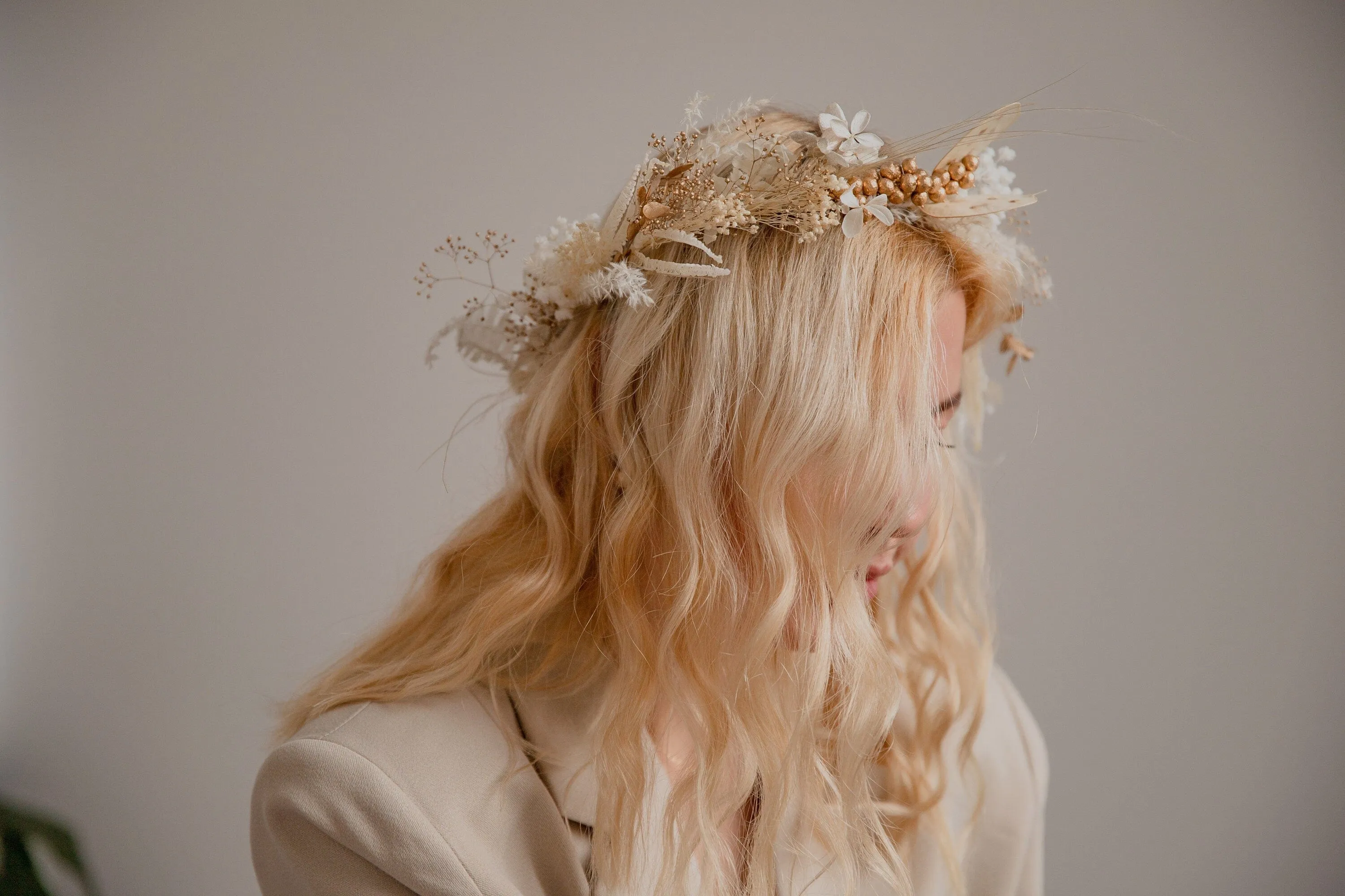 Golden Berries and Preserved Lunaria Crown/ Pampas Grass Dried Grasses Crown / Dried Flower Crown / Boho Bridal Crown