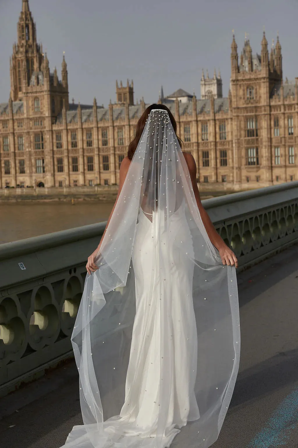 Lola Knight - Eleanor - Single Tier Pearl Wedding Veil - Ivory