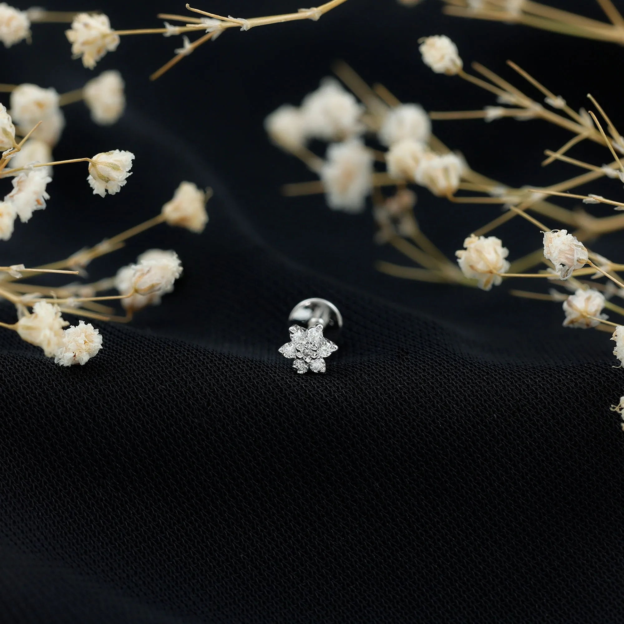 Natural Diamond Minimal Flower Nose Pin