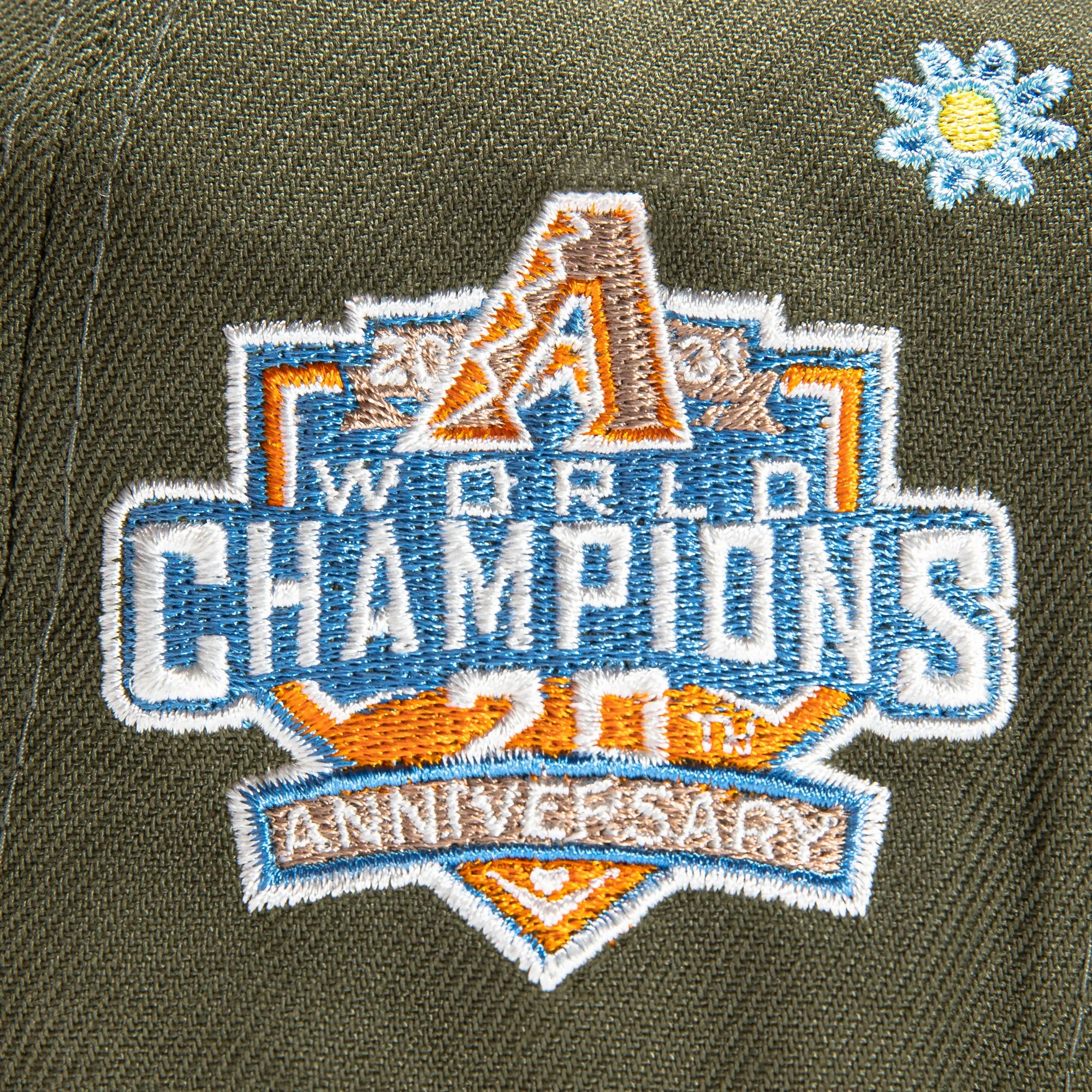 New Era 59Fifty Super Bloom Arizona Diamondbacks 20th Anniversary Champions Patch A Hat - Olive