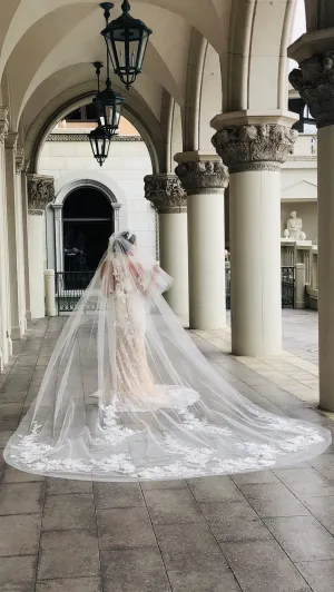 PERSEPHONE 3D Floral and Lace Cathedral Veil