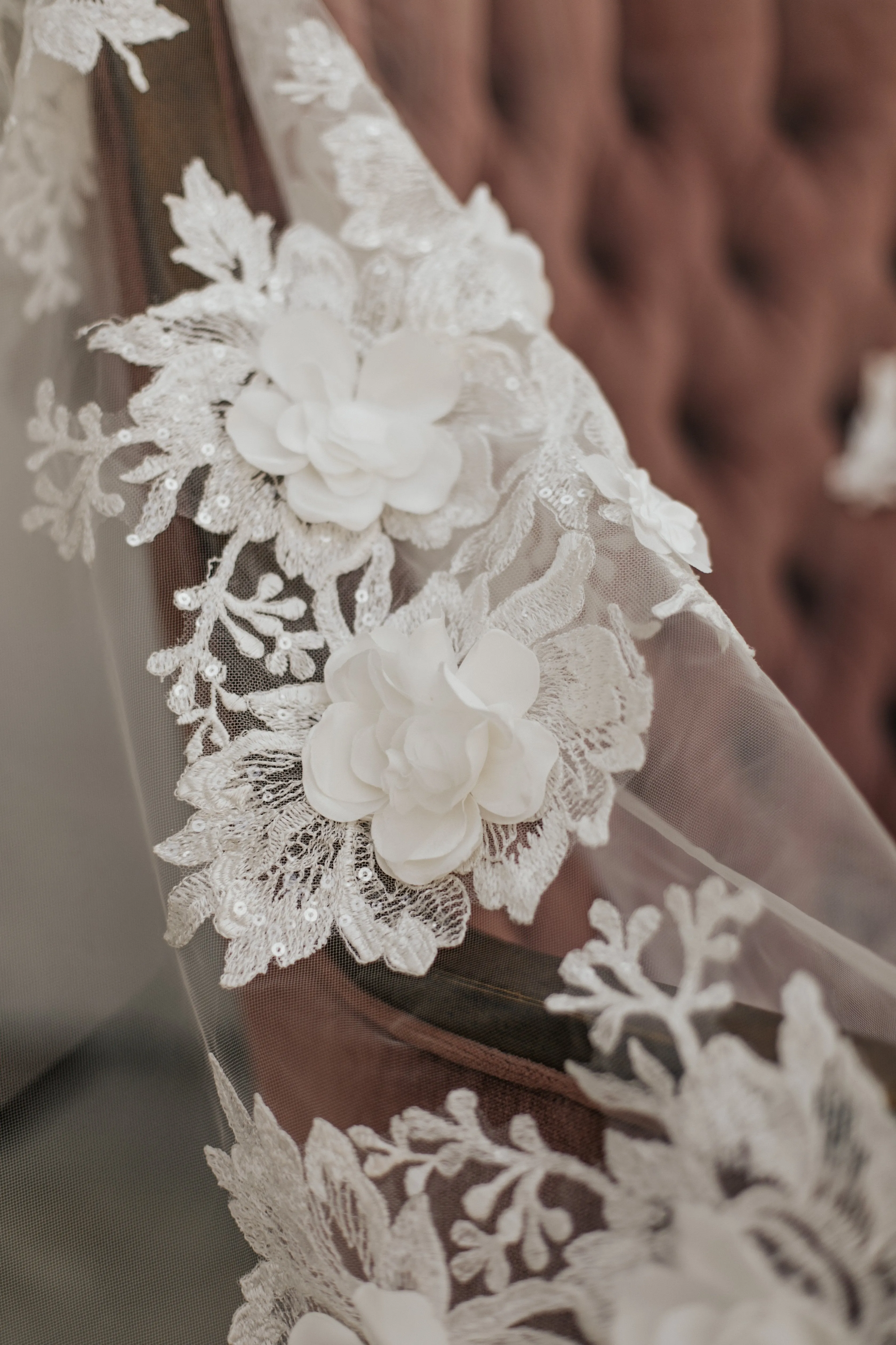 PERSEPHONE 3D Floral and Lace Cathedral Veil