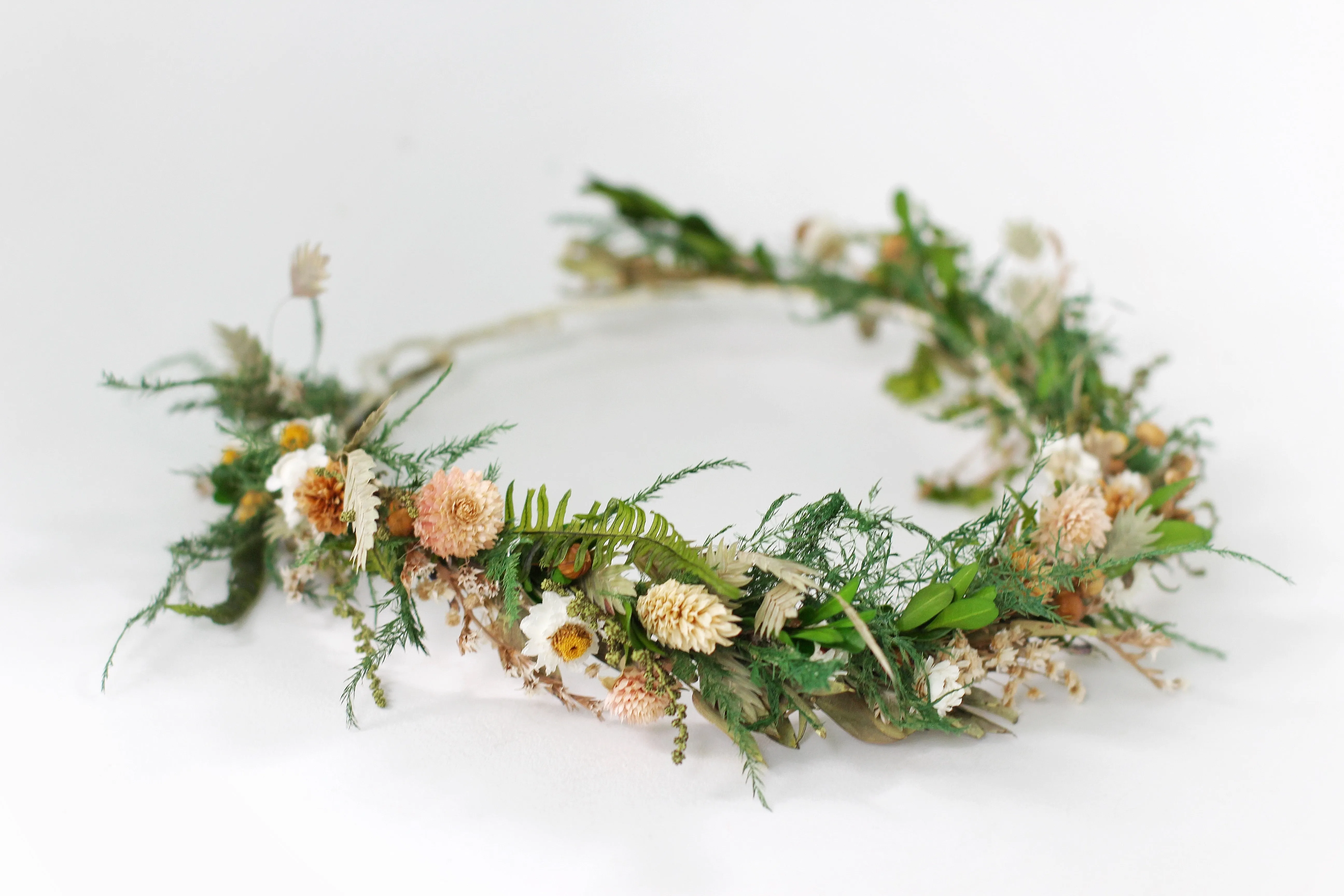 Preorder * Dried Blooming Eucalyptus Daisy Wreath