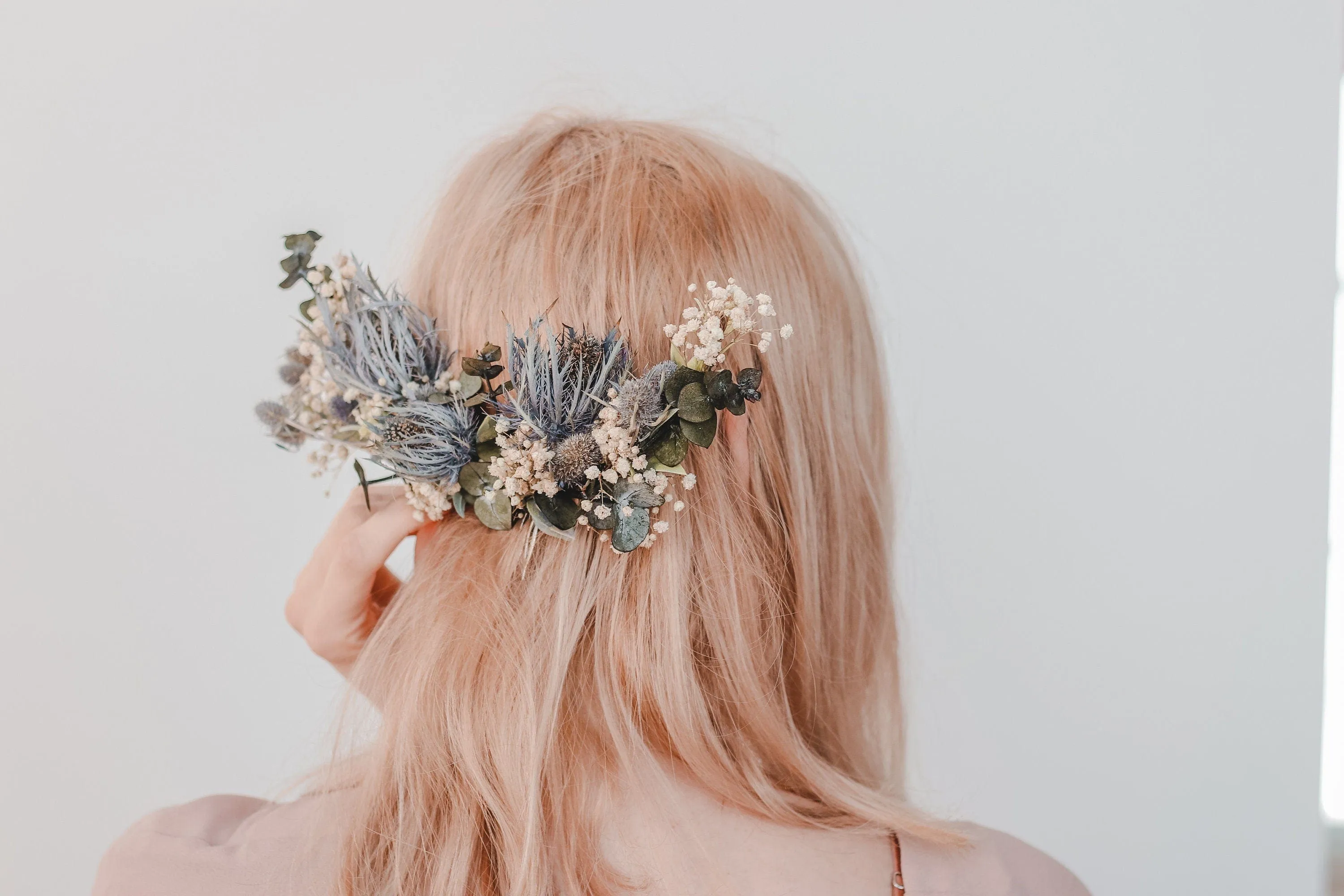 Real Dried Thistle Crown, Dried Eucalyptus and Preserved White Roses with Thistles Crown, Boho Flower Crown , Bridal Crown