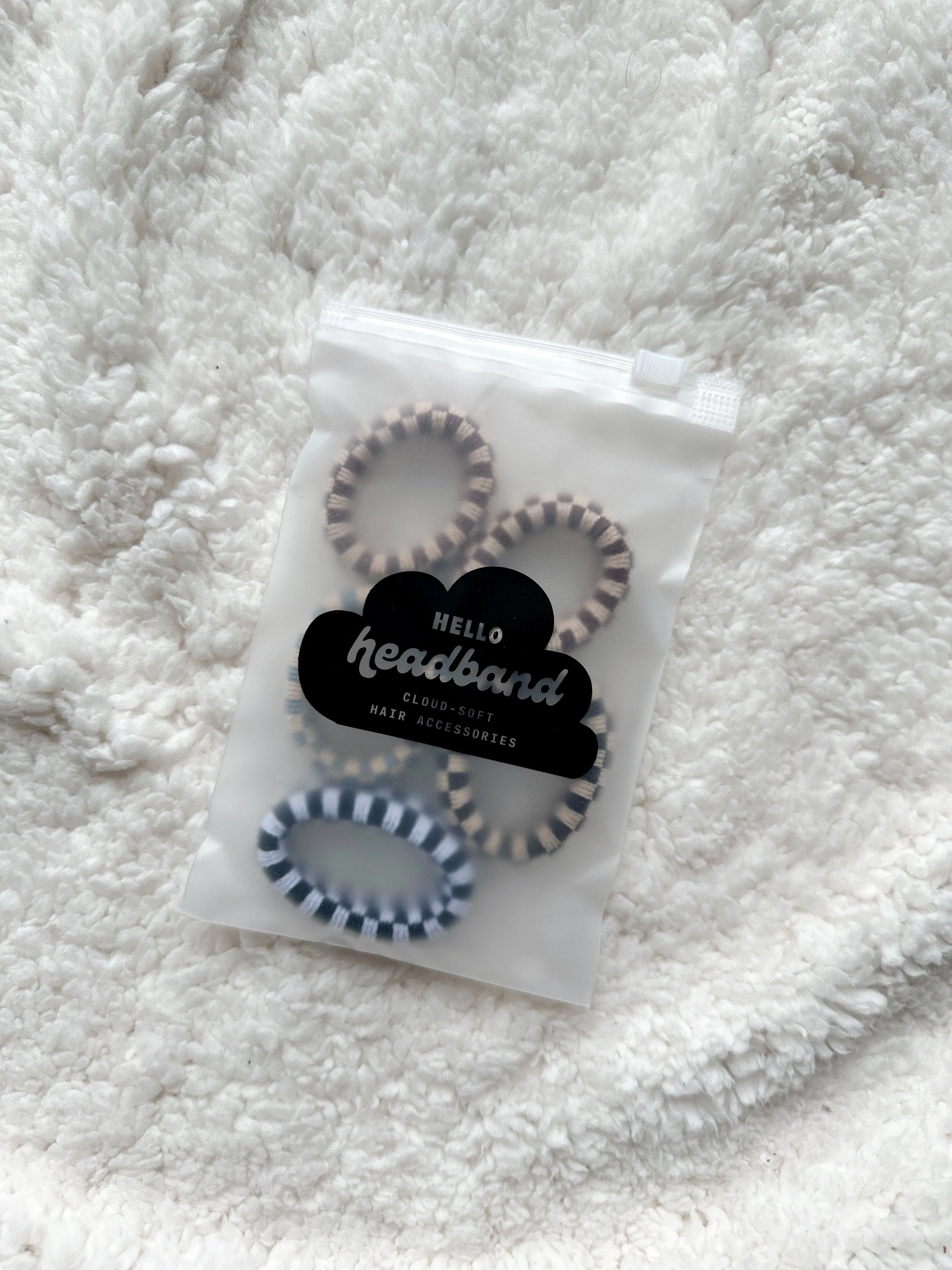 Seamless Hair Ties - Neutral Checkered