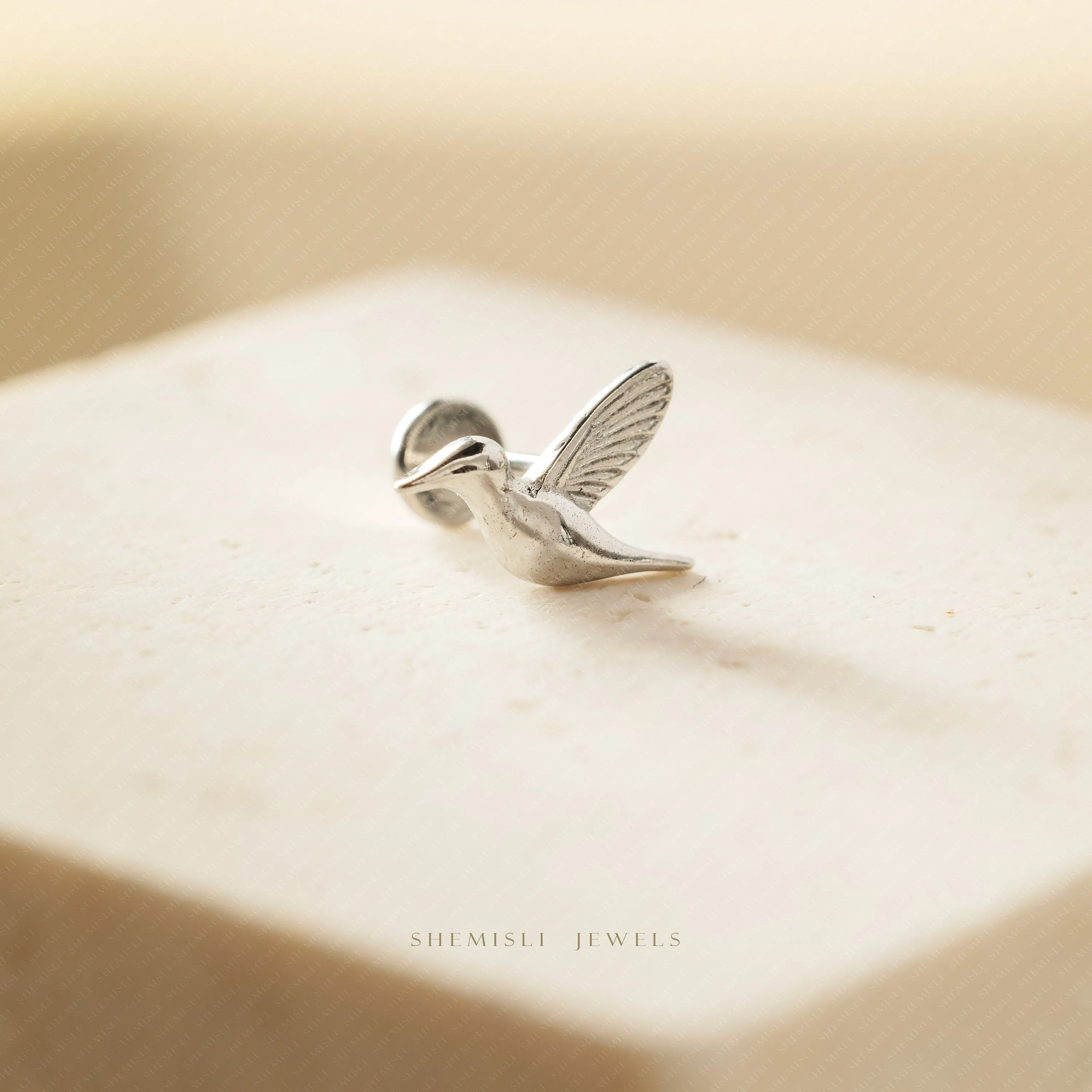 Tiny Hummingbird Threadless Flat Back Nose Stud, 20,18,16ga, 5-10mm Unisex, Surgical Steel SHEMISLI SS928